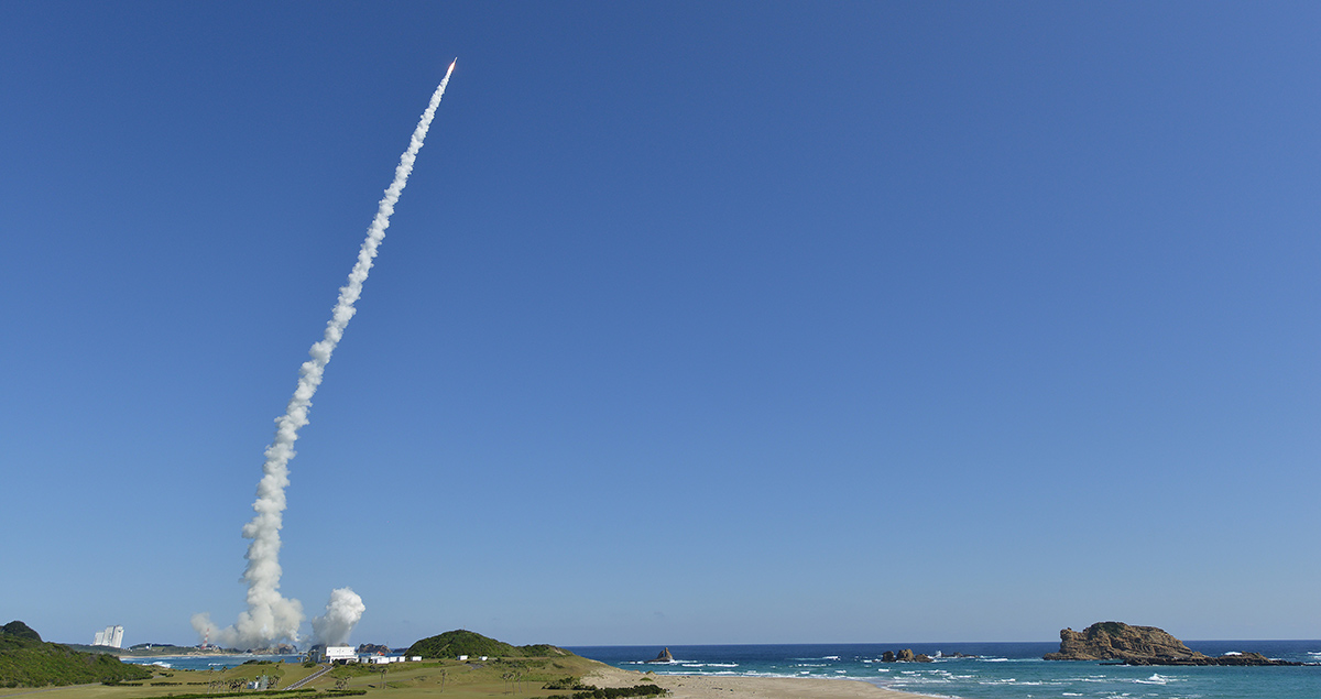 rocket-launch.jpg