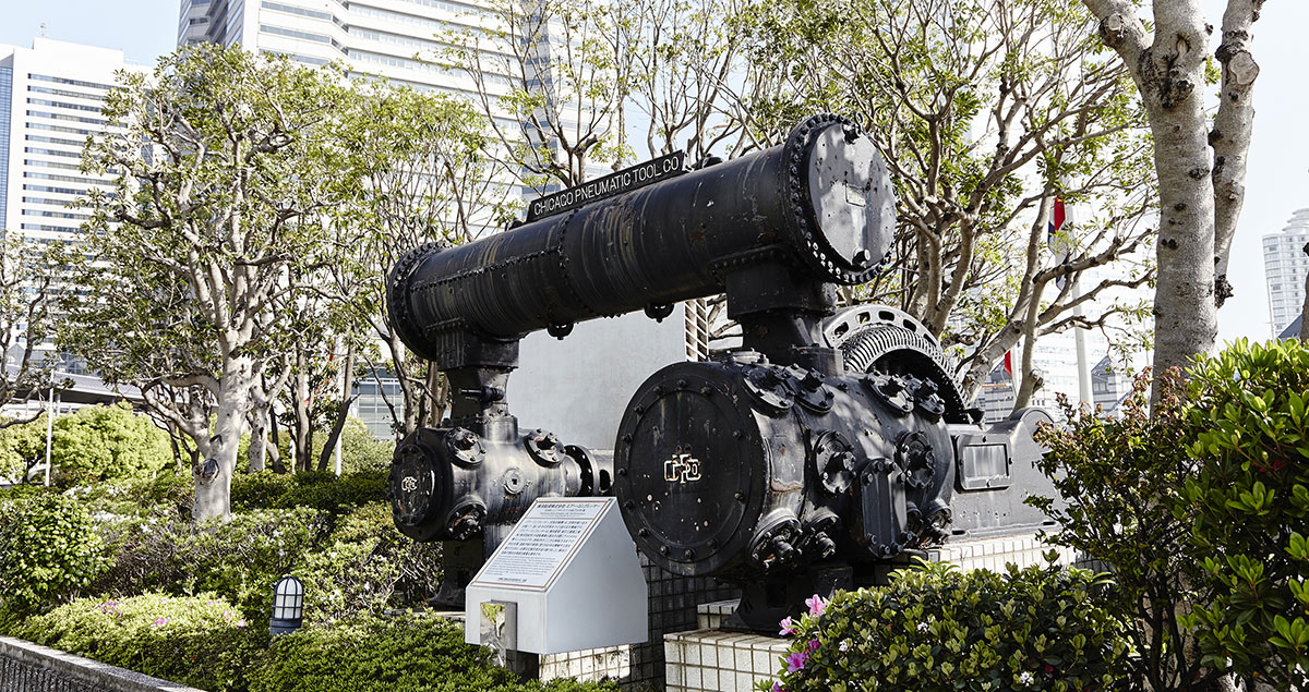 Now monuments near the waterfront, the compressors powered machines and tools in the dockyard for nearly 65 years.