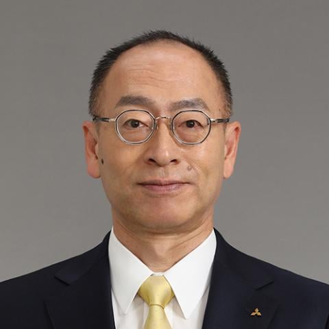 伊藤 栄作