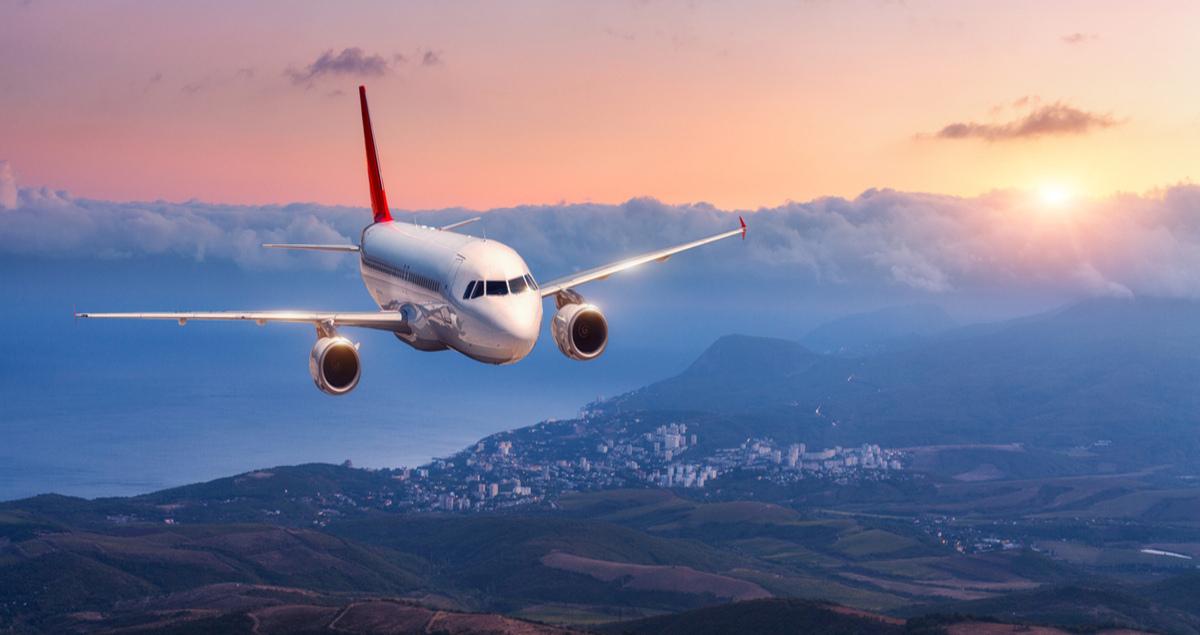 green-aviation-the-routes-to-take-off.jpg